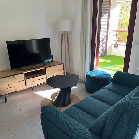 Apartment T3 Climatise Avec Place De Parking Prive Perpignan